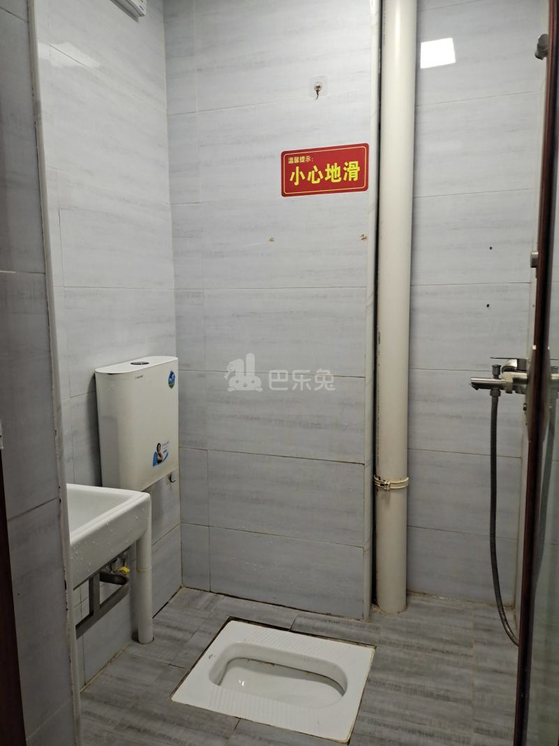 大山村祥和路14号9998694卫生间图6